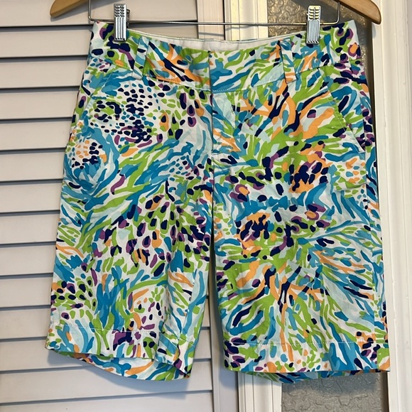 Lilly Pulitzer Chipper Bermuda Shorts in Resort White Sea Soirée - Picture 5 of 10